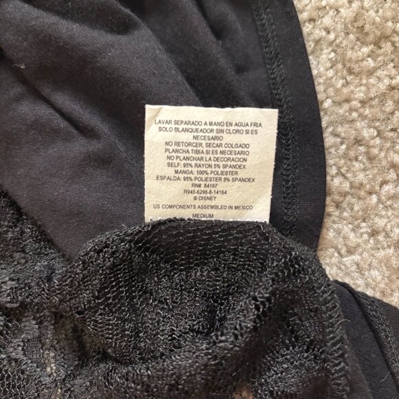 Disney Couture Womens Black Short-Sleeve Sequin Shirt Red Apple Lace Medium #119 - Picture 9 of 9